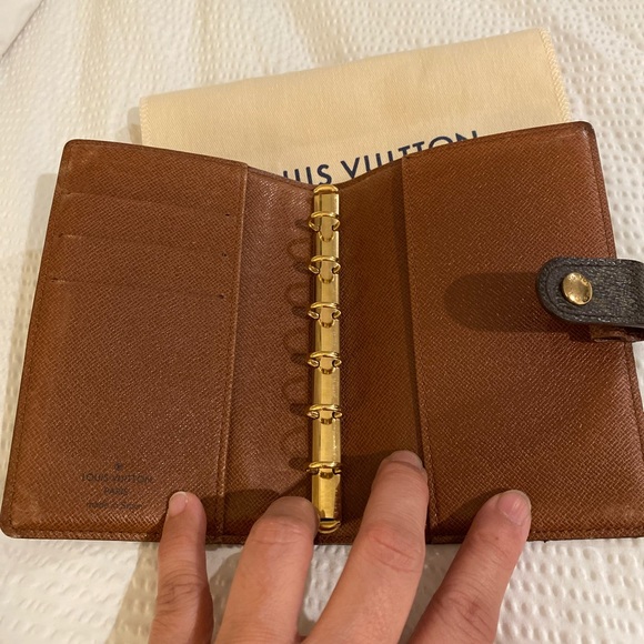 🚫SOLD🚫 Authentic Louis Vuitton Agenda - Picture 4 of 7